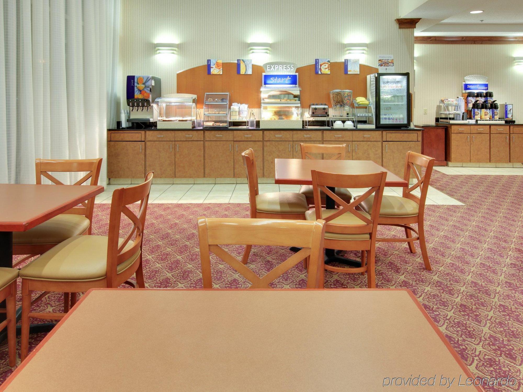 Holiday Inn Express Hotel & Suites Canton By Ihg Restaurace fotografie